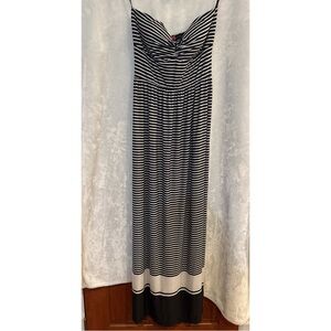 2B Bebe Maxi Dress